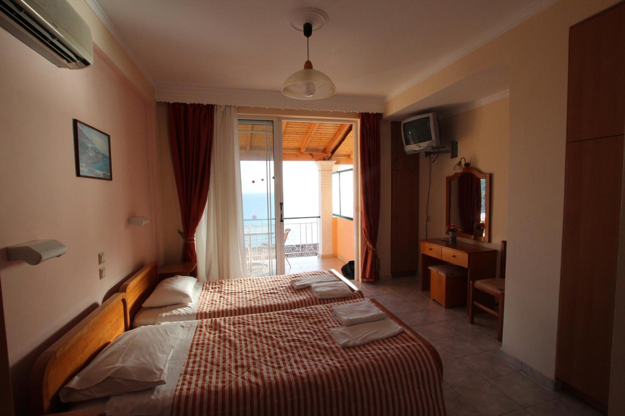 Lido Sofia Holidays Aparthotel Agios Gordios  Room photo