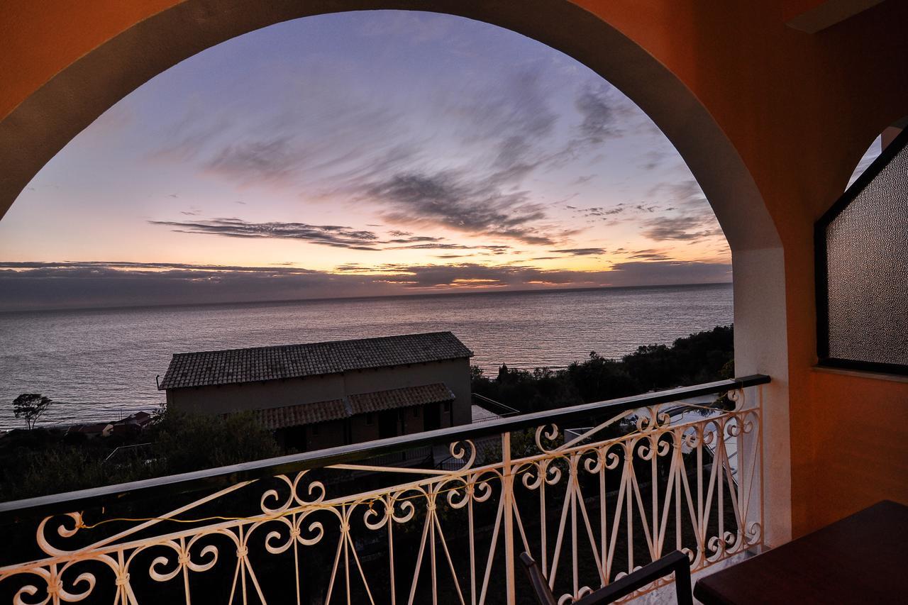 Lido Sofia Holidays Agios Gordios  Exterior photo
